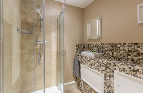 Wing House | Scotch Arms Mews