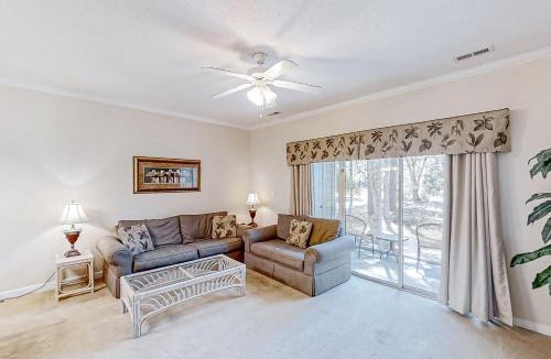 Little River Apartment | Scotch Broom I-102