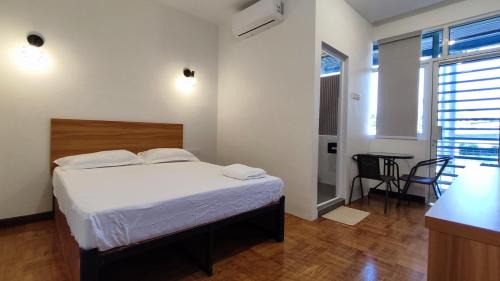 George Town Cabin | Scotland 18 Lodge