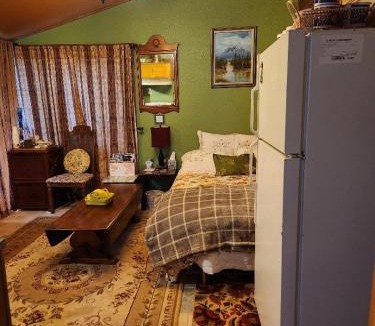 Happy Valley Bed & Breakfast | Scott Creek Farm