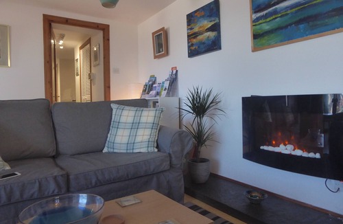 Avoch Apartment | Scottish Highlands Harbourside apartment