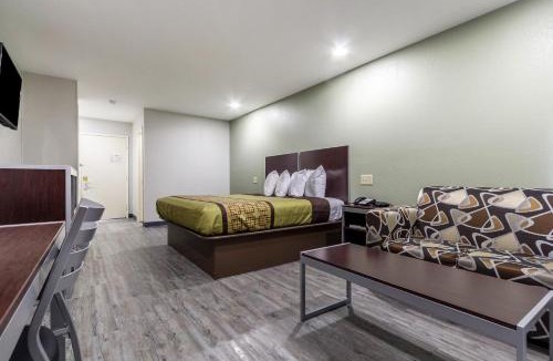 Tomball Hotel | Scottish Inn and Suites Tomball