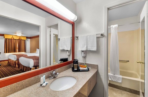 Decatur Hotel | Scottish Inn Decatur