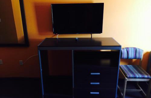 Southeast Houston Hotel | Scottish Inn & Suites Hobby Airport
