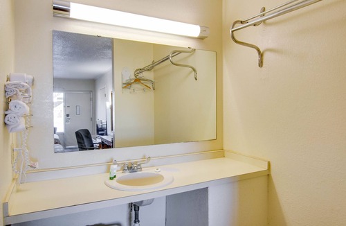 Collinsville Hotel | Scottish Inns Collinsville-Martinville