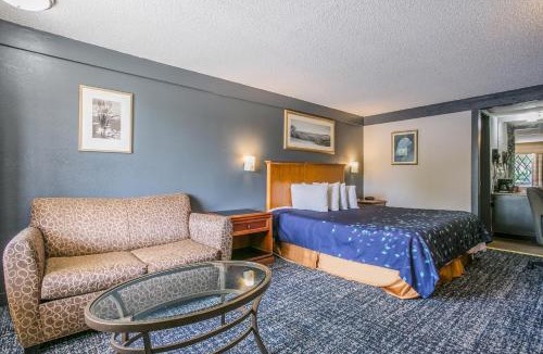 Camp Hill Hotel | Scottish Inns Harrisburg-Hershey South