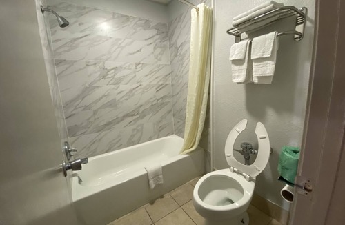 Jonesboro Hotel | Scottish Inns Jonesboro AR