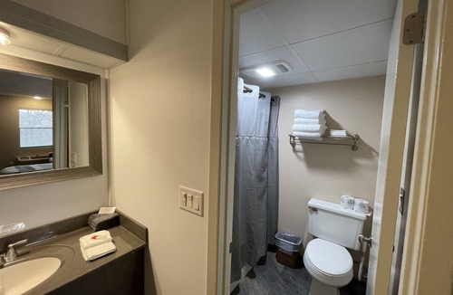 Osage Beach Hotel | Scottish Inns Osage Beach