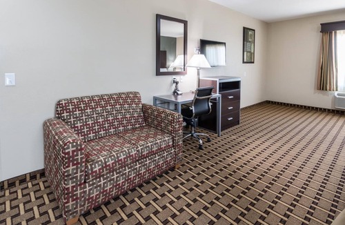 Balch Springs Hotel | Scottish Inns & Suites