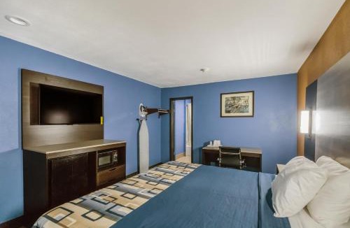 Carrollton Hotel | Scottish Inns