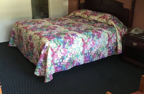 Tupelo Hotel | Scottish Inns