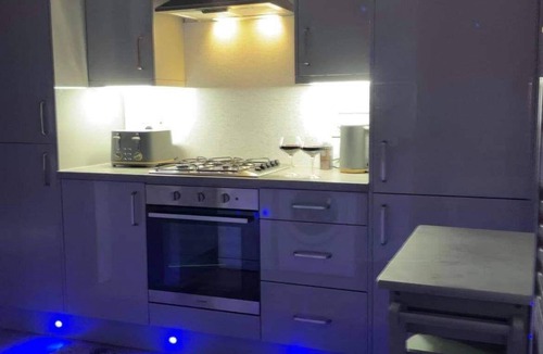 Perth Apartment | Scottish stunning stay with free parking