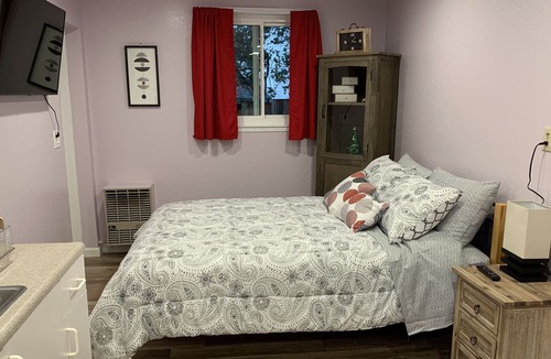 Scotts Valley Apartment | Scotts Valley Lil Studio