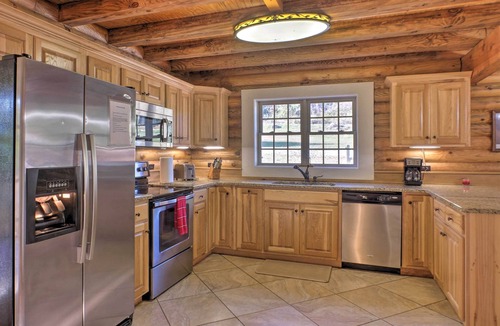 Groveoak Cabin | Scottsboro Cabin w/Fire Pit & Resort Access