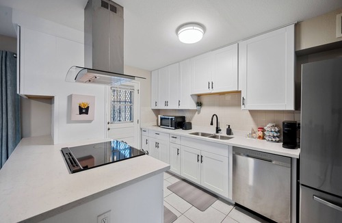 Cox Heights House | Scottsdale Getaway w/Hot Tub & BBQ