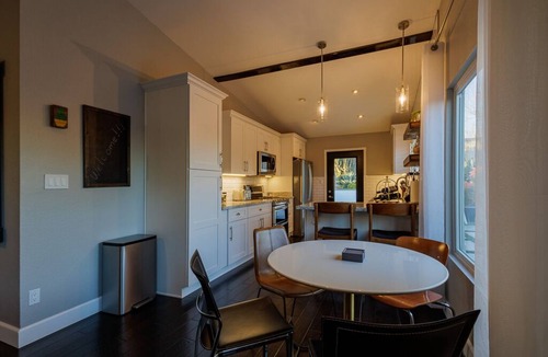 Greenbrier East Villas House | Scottsdale Kierland Retreat - Private Pool Near Dining & Golf