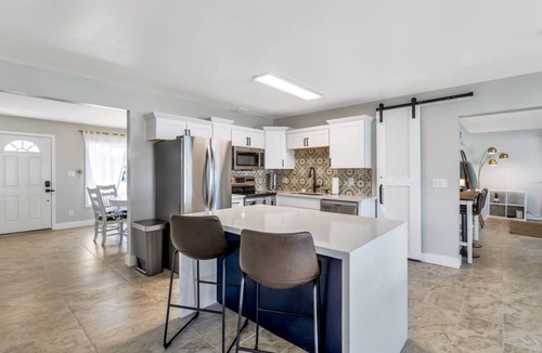 Paradise Valley Village House | Scottsdale/Phoenix Home with Heated Pool
