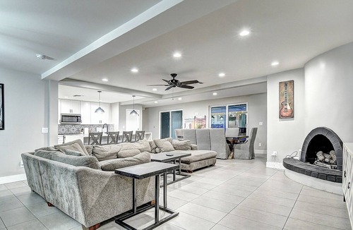Shea North Estates House | ScottsdaleStays Multimillion 9BR Estate – Resort Backyard - Bachelor-Friendly