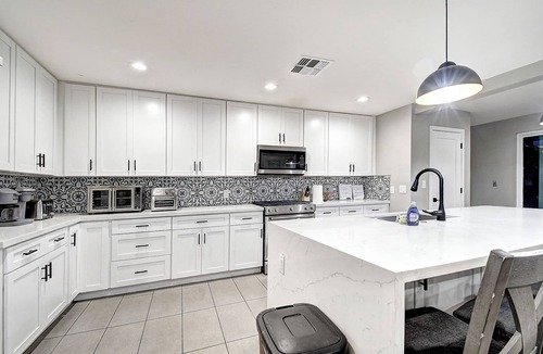 Shea North Estates House | ScottsdaleStays Multimillion 9BR Estate – Resort Backyard - Bachelor-Friendly