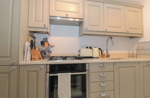 Stoke-sub-Hamdon Cottage | Scrambles Cottage