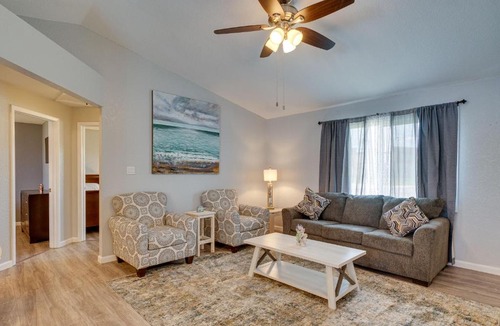 Port Charlotte House | Screened-In Lanai + Yard: Port Charlotte Retreat