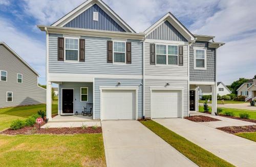 Wilson County House | Screened Patio: Townhome 3 Mi to Dtwn Wilson!