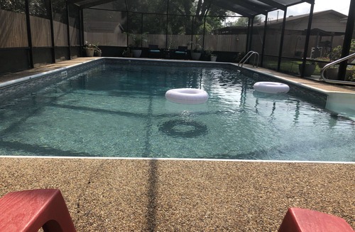 Hattiesburg House | Screened, Private Pool in Quiet Midtown Family Neighborhood
