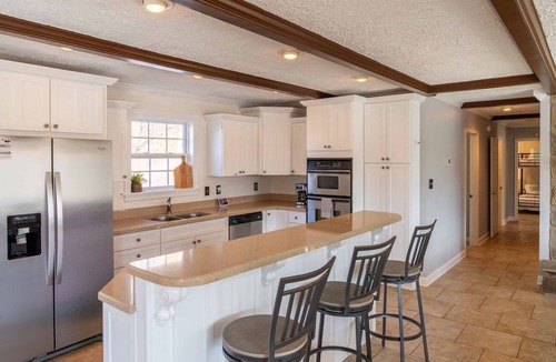 Goodview House | Screne Cabin, Dock, Beach, HotTub, FirePit, Kayak