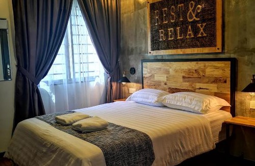 Klebang Kechil House | Screwpine Stay