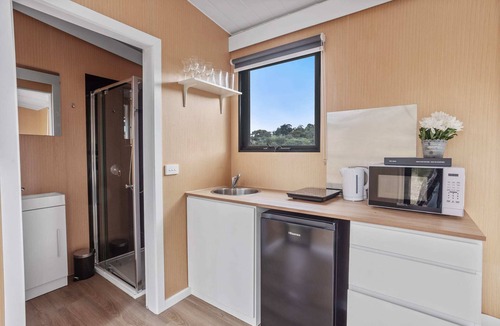 McLaren Vale House | Scrub Tiny House by Tiny Away