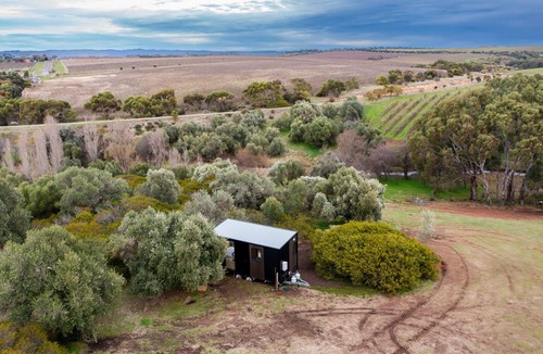 McLaren Vale House | Scrub Tiny House by Tiny Away