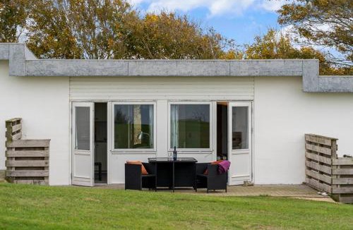 Middelfart Apartment | Sct Knudsborg - 12D - Apartment on the beach