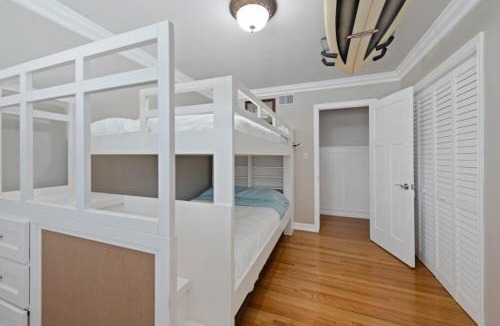 Del Cerro House | SDSU Beach Cottage