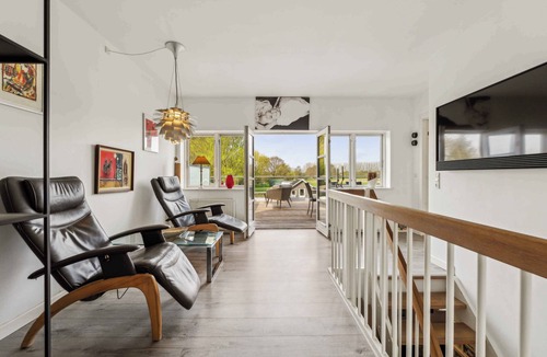 Nyborg Cottage | Sea and meadow views space and calm