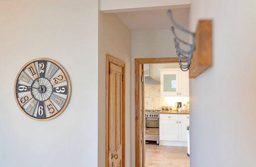 Colwyn Bay Ski Chalet | Sea Bank