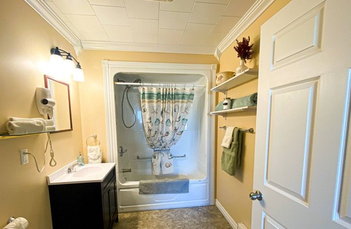 Cow Head Bed & Breakfast | Sea Breeze Bed & Breakfast