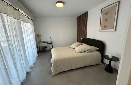 Saint Antoine Apartment | Sea Breeze By Avecoeur