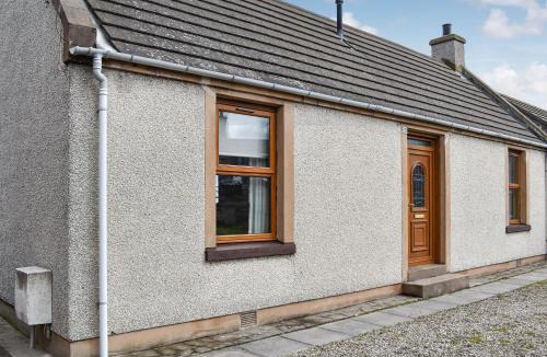 Buckie House | Sea Breeze Cottage