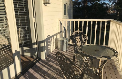 Adelma Beach Cottage | Sea Breeze Cottage