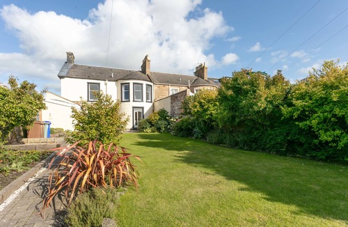 Ayr House | Sea Breeze - Donnini Apartments