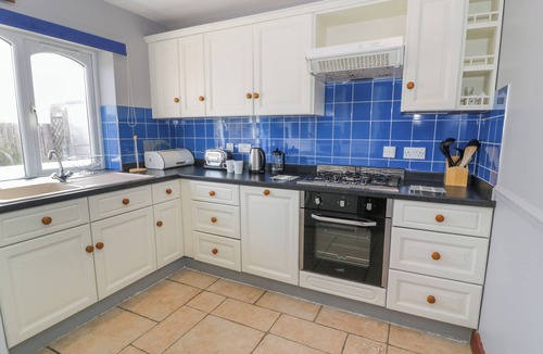 Dinas Dinlle Cottage | Sea Breeze