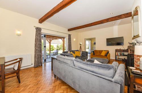 Rustington House | Sea Breeze