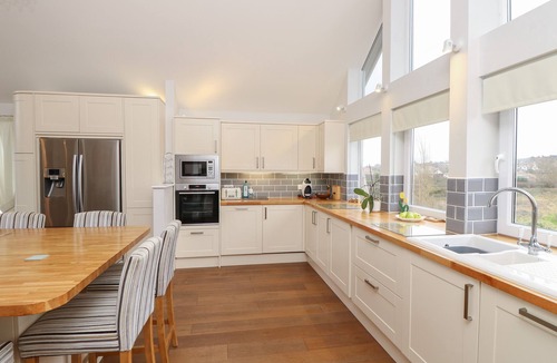 Totland Bay Cottage | Sea Breeze