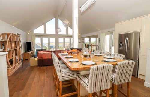 Totland Bay Cottage | Sea Breeze