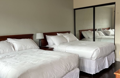 Rockaway Beach Hotel | Sea Breeze Motel