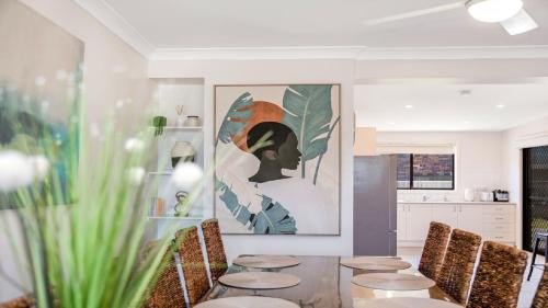 Umina Beach House | Sea Breeze Retreat - Beach Front