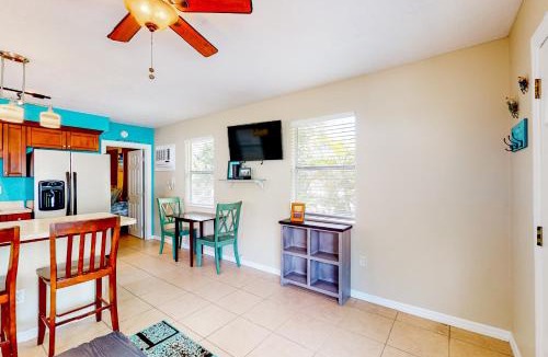 Sunset Beach House | Sea Breezy - Unit 2