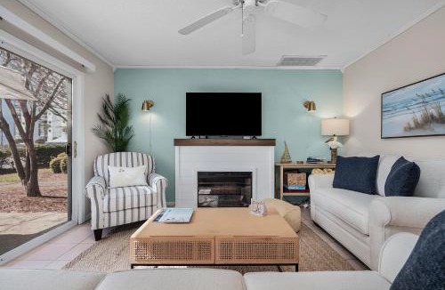 Miramar Beach Apartment | Sea Cabin 10B