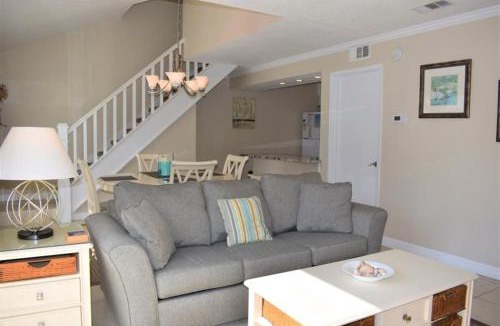 Miramar Beach Apartment | Sea Cabin 7A