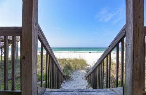 Miramar Beach Apartment | Sea Cabin 7A